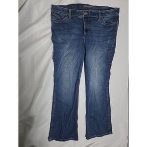 Wrangler Q-Baby Jeans Womens Blue Medium Wash Regular Mid Bootcut FAIR